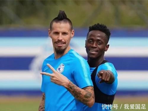 巨星|坏消息!中超又一巨星想离队:1年半赚走1亿,还想提前结束合同走人