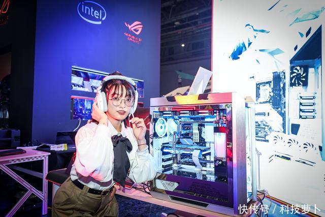 华硕主|终极信仰,硬核出击,华硕主板燃爆BW2020