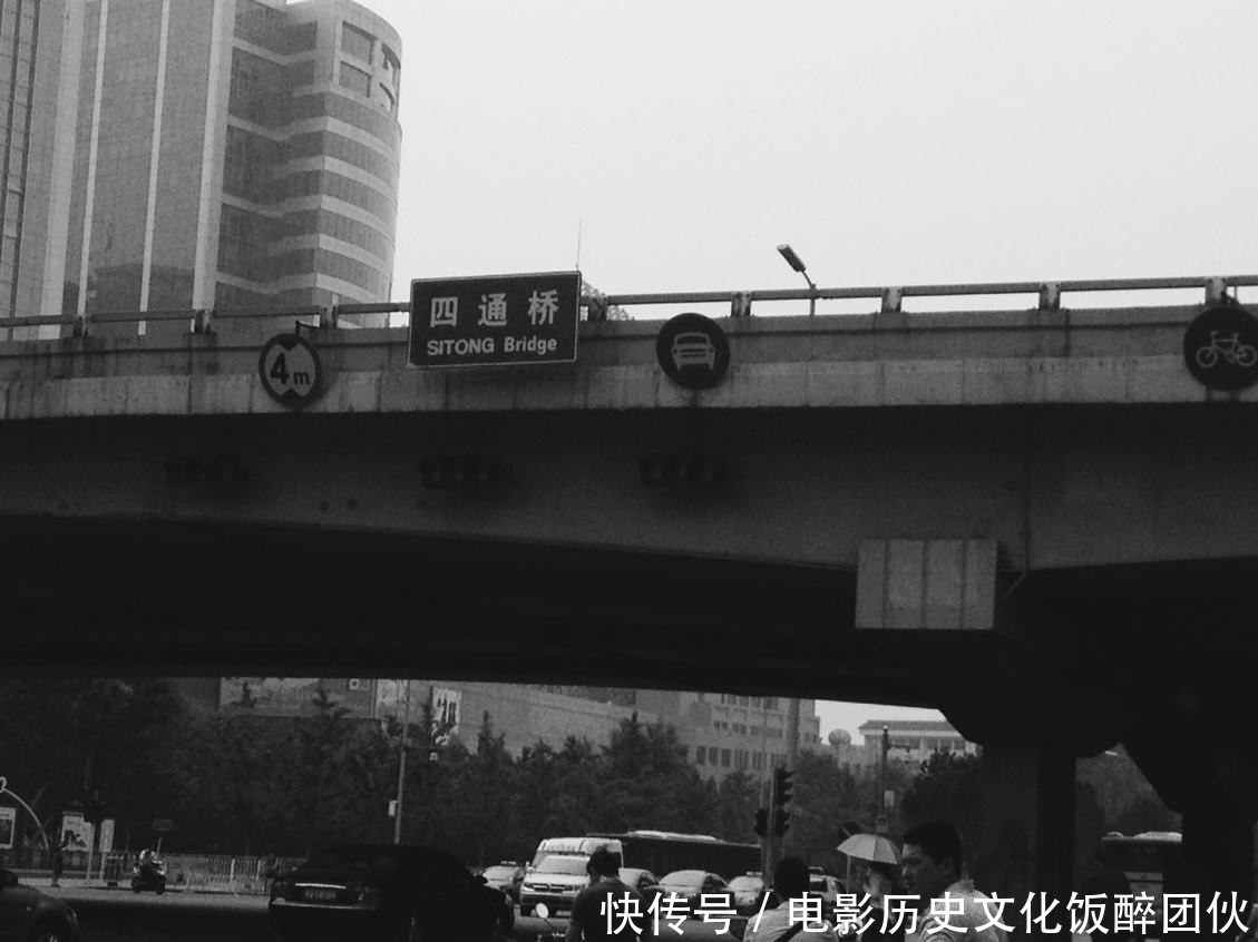 手机|科技冲淡了亲情：为何没手机的时候人们远比今天有人情味？