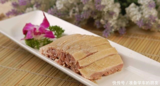 特别|盐水鸭肉,肉质鲜嫩多汁,特别入味,非常鲜美!