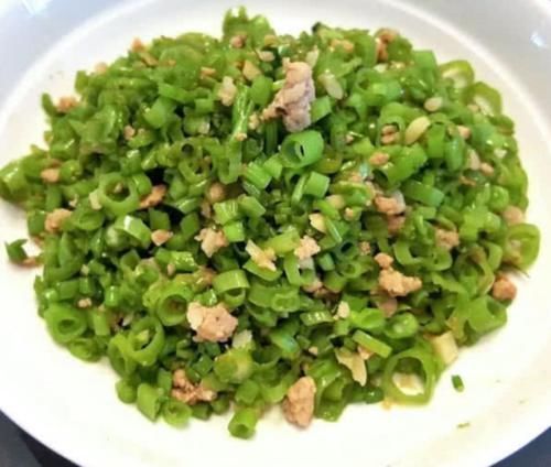 口臭|被称作天然“护眼菜”,每天炒一盘,视力好了,口臭也消失了