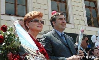  差一点|她在国外生活了55年，回国就当选总统，还差一点成联合国秘书长