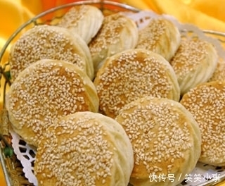 层层|家人爱吃的烧饼,不用烤箱,层层酥香,比煎饼脆,比馒头还好吃