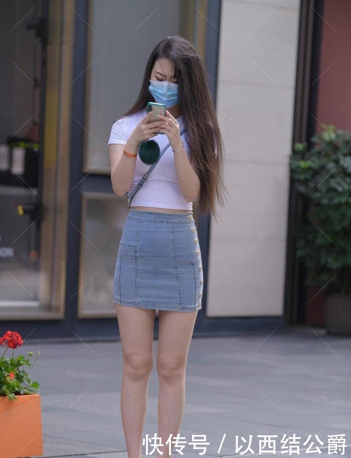 提升|气质女生的牛仔短裙穿搭,个性减龄又修身,轻松提升外在美