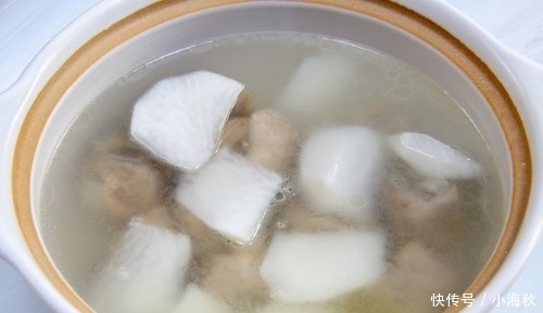 萝卜排骨汤|天热多喝这碗汤,解渴消暑人人爱,10块钱能煮一大锅,超值