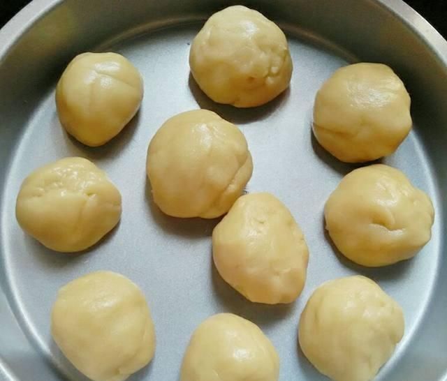 酥脆|千层酥饼的做法,层层酥脆,香甜可口,都流口水了