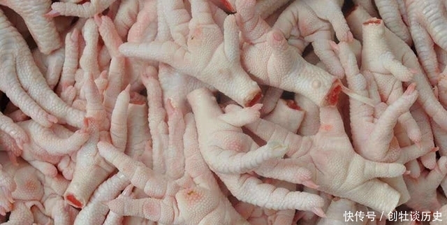 中国|一只鸡只有2个爪子,为啥市面上有那么多的鸡爪供应?答案来了!