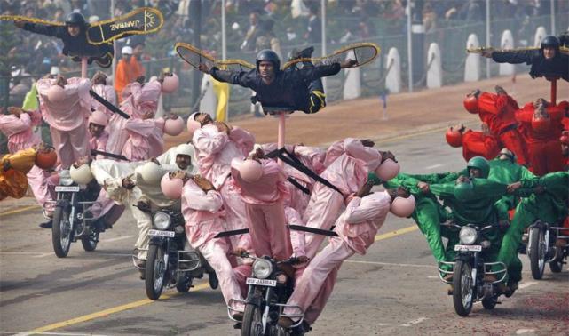 军火供应商|哪来那么多钱购买大量军火?真相原来是这样,差点被印度骗了