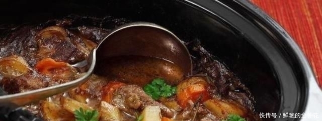 忌放|炖肉时最忌放“此物”,10人7个错用“它”,难怪肉不香还很臭!