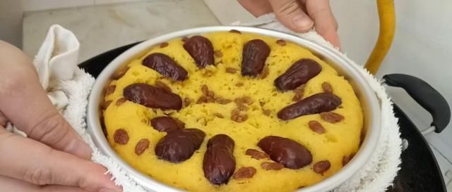 蛋糕|玉米面又出新吃法,教你简单一做,做法比面包简单,比蛋糕都好吃