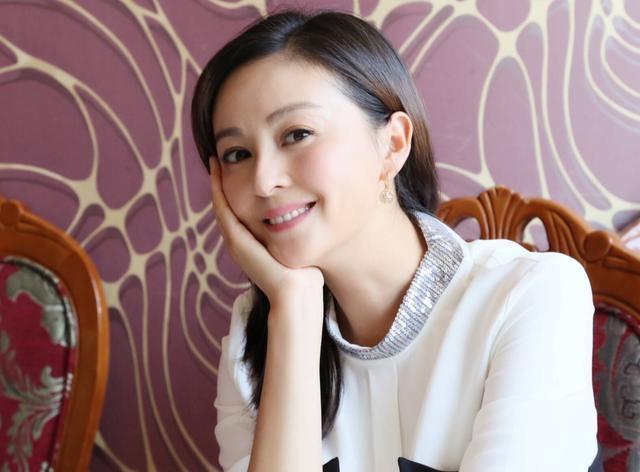  灵气|“童年的眼泪”戴娇倩，40岁重回电视圈，却被说灵气不再？