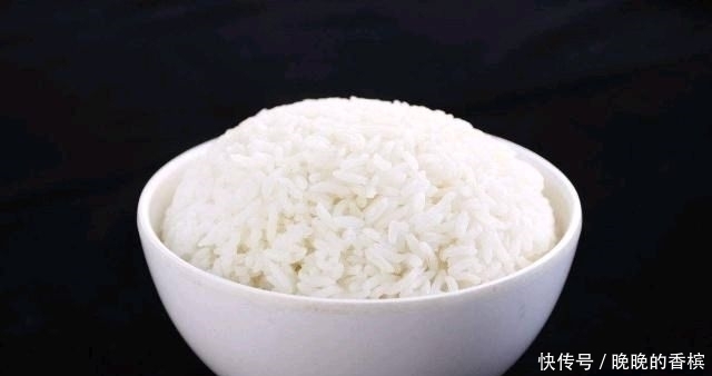 人都会觉得|小伙卖“良心”面,10元一份,免费加面,顾客套路太深,吃不起