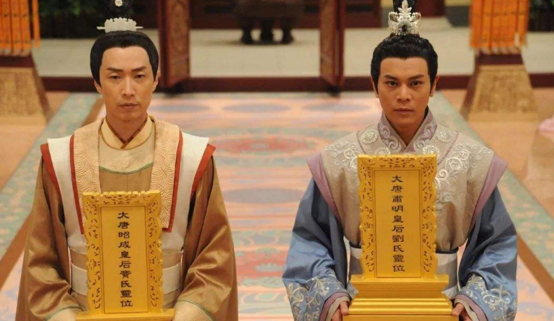 嫡长子|皇帝你当太子吧！儿子弟弟更适合！果然弟弟成千古一帝！