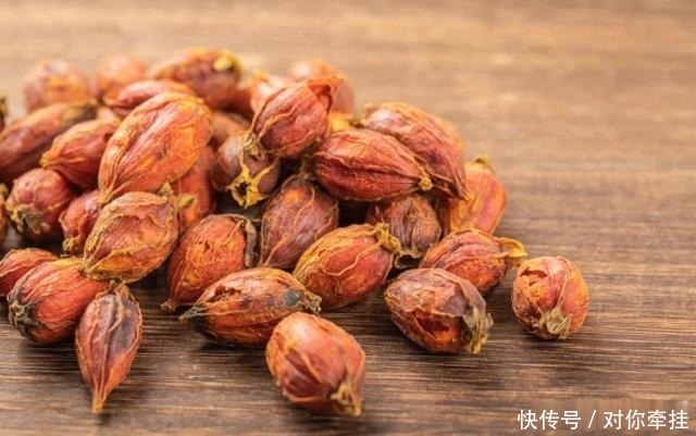 飙升|痛风的“诱因”不只是酒,如果常吃2种饮品,尿酸或会飙升