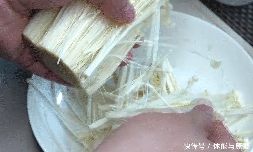 吃光|可口的凉拌三丝来了,不同的做法却更加清爽,一上桌就被吃光啦