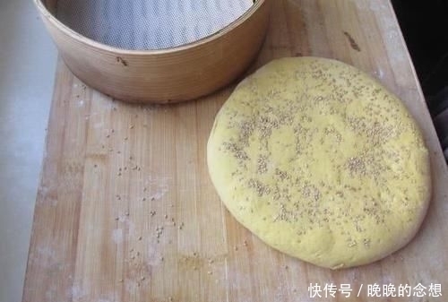 面团|面粉不用总是蒸馒头教你一款新吃法,好吃不上火,比面包受欢迎