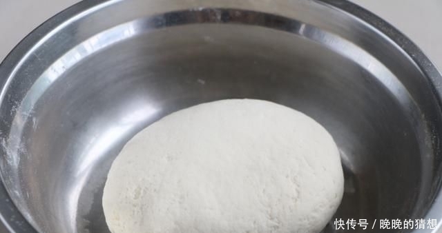 吃光|天热别蒸包子,教你懒人吃法,卷一卷8分钟出锅,早餐上桌准吃光