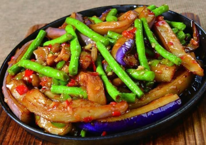 不想|夏天食欲不振不想吃饭,这两样素菜一起炒,美味下饭,孩子很喜欢