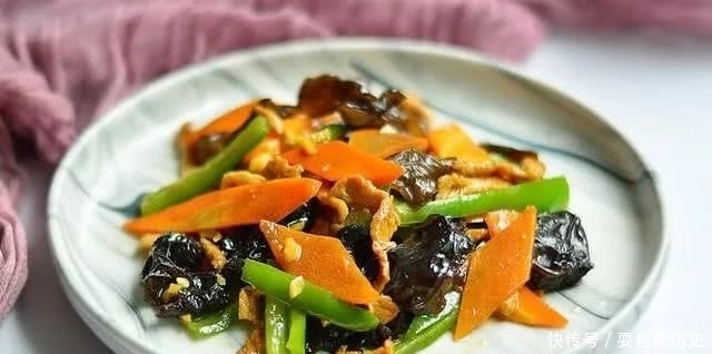 秋天|秋天就吃这道菜,荤素搭配味道好,1顿饭吃这1道菜就够了!