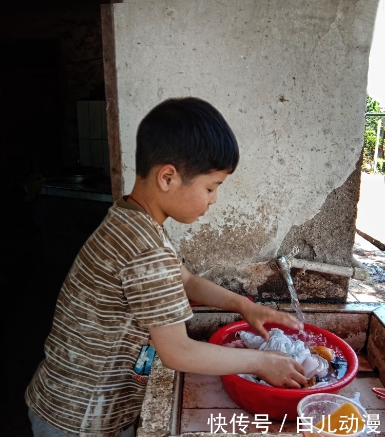 武汉|为救重病老大生下老二,8个月后妈妈“逃跑”,回来后医生的话让她傻眼了