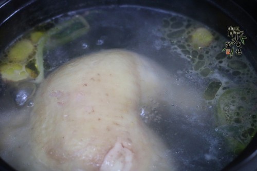  下饭|鸡腿最棒的吃法，不炒也不炸，简单一做，爽翻味蕾，下酒又下饭