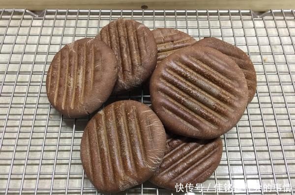 美国家庭|走进美国人家庭看看他们一日三餐吃些啥,早餐吃这个就能饱吗