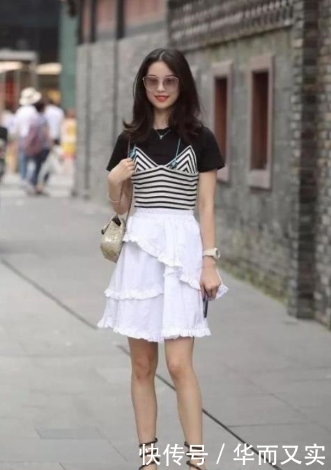 不错|街拍:性感多姿的小姐姐,仙女气质十足,很不错的姑娘