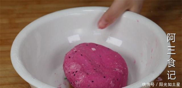  鸡蛋|火龙果不要直接吃了，加2个鸡蛋，比吃肉还香，一周吃7次都不腻！