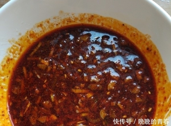  入味|包韭菜鸡蛋饺子，千万不要直接拌馅，多加1步，饺子更香，更入味
