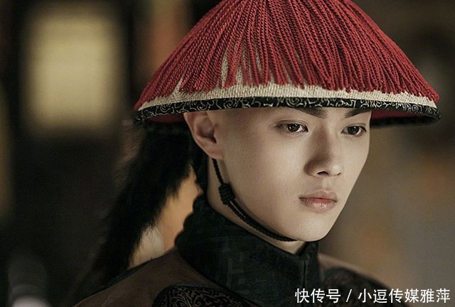 乾清门侍卫|康熙不让韦小宝继续当太监,封他为御前侍卫副总管,这官有多大?