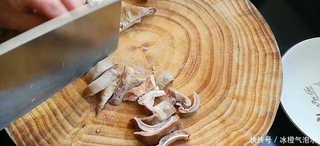 淮扬|厨师淮扬教你如何用白水果做猪肚,美味可口,擦洗是关键