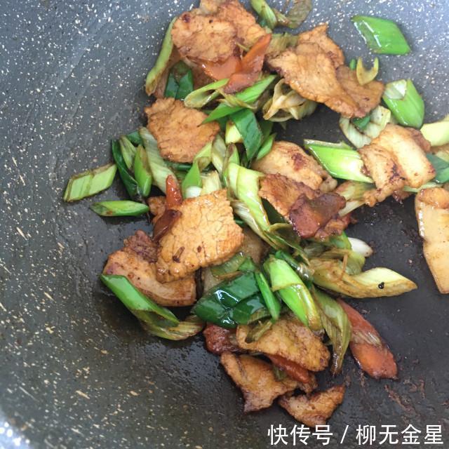 孜然|快手小炒,大葱孜然炒肉片