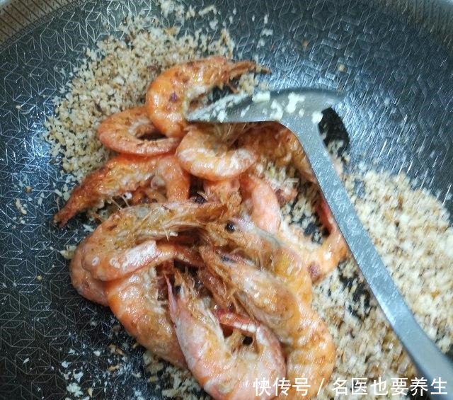 好吃|避风塘炒虾,好吃到连渣都不想剩