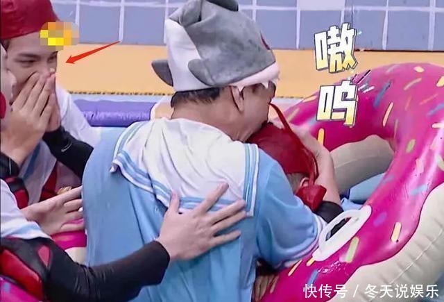 螃蟹|《快本》嘉宾又惹争议,气得何炅大喊“不可以”,吴昕背后吐槽