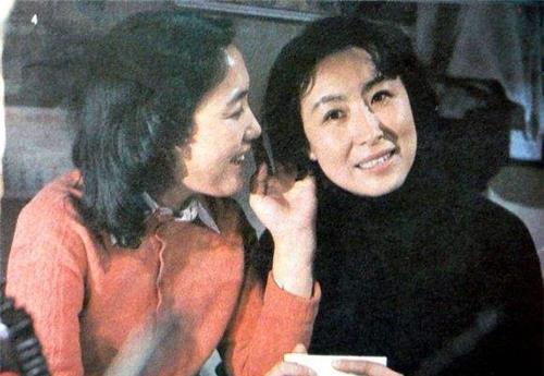 影视|20年前,母亲用美貌惊艳了影坛,20年后,女儿又斩获“亚洲最美”