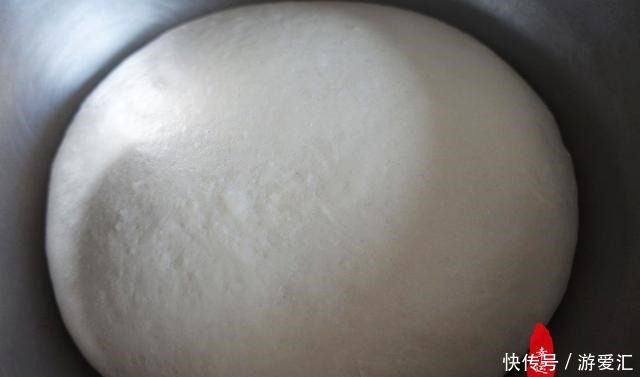 操作|早餐花卷越吃越爱吃,方法简单易操作,你也来试试吧