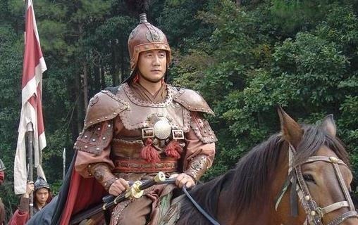 地上|朱元璋随手在地上写了一个字, 相士立刻跪拜 得天下的人一定是你