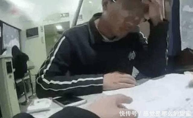  打牌|男子火车上受邀打牌输掉3400块，牌友：我一个月要坐火车200多次