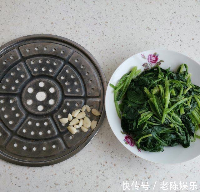 简单|清炒菠菜,简单方便家常菜