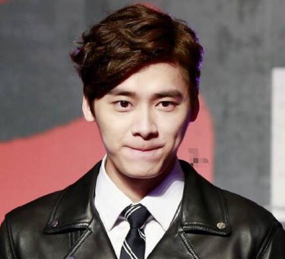 土气|杨紫改名因为拗口,刘昊然则因为土气,张嘉译又为何改名?