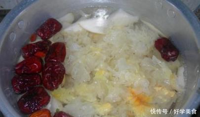 不出|熬银耳总是不出胶?学会这2招,15分钟快速出胶,好喝又黏稠