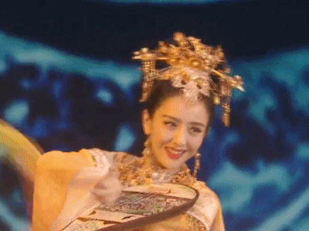 评选|古装女神评选,佟丽娅杜冰雁惊艳颜值,第一名像画里走出来的女人