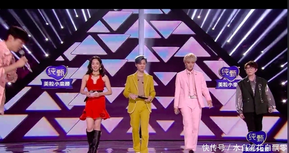 独自|姜贞羽秒登热搜第一!台下独自一个人观看成员跳舞,背影落寞引人心疼