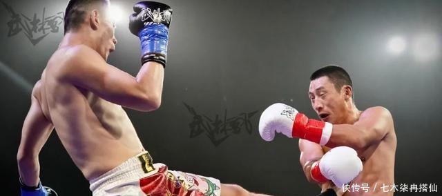  记录|记录精彩瞬间！中国超级新人王赛65KG四强即将决出