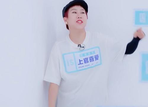 决赛|青你2选手为决赛出奇招曾可妮剪成“阴阳头”,上官喜爱染荧光红