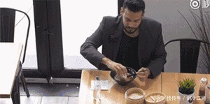 捧上天|被我们吐槽到爆的这碗面,却被歪果仁捧上天
