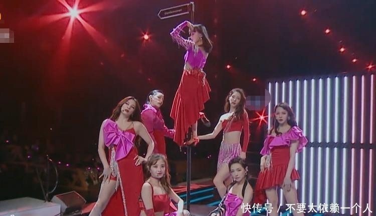 公演|《乘风破浪的姐姐》,第五次公演现场,李斯丹妮组《情人》太惊艳