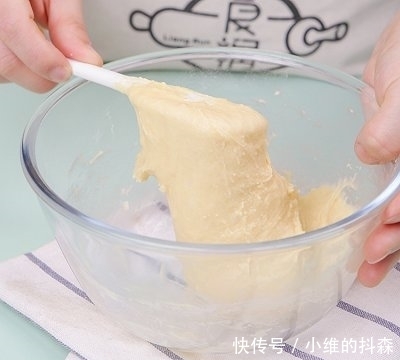 面团|日式网红樱桃红豆包