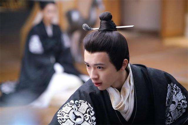 托孤|史上最惨的托孤,皇帝刚刚闭眼,四大权臣联手,把小皇帝杀了