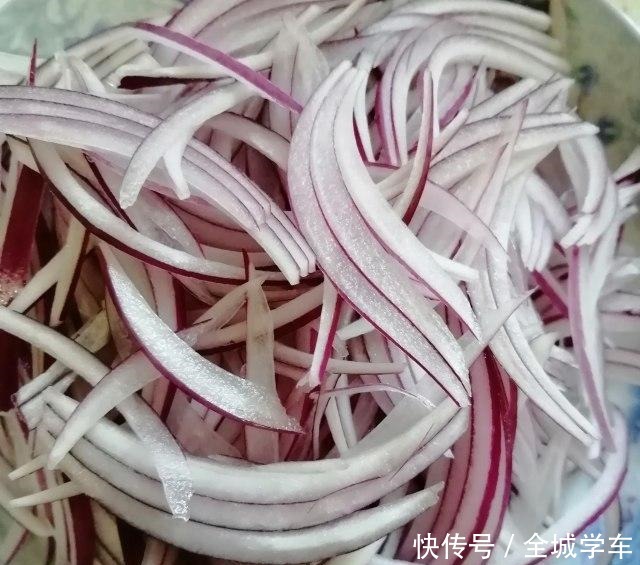 搞定|家常炒洋葱,好吃又下饭,十分钟就搞定